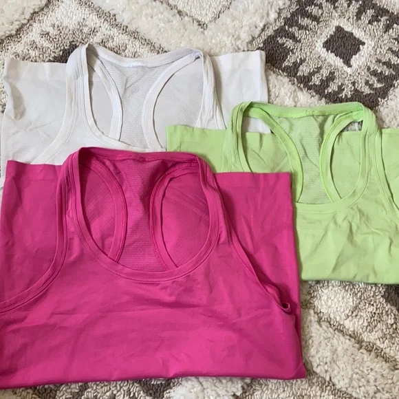 Bundle of 3 Swiftly 2.0 Tanks - Picture 1 of 1